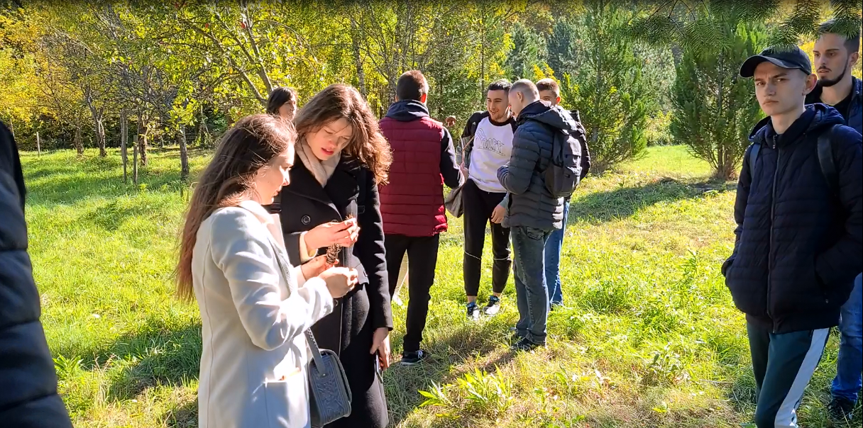 Студентам факультету біології та лісового господарства провели заняття на базі ДП «Волинський лісовий селекційно-насіннєвий центр»