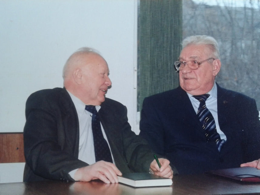 Богдан Заброварний і Віктор Колесник (зліва направо), 2000-ні роки 