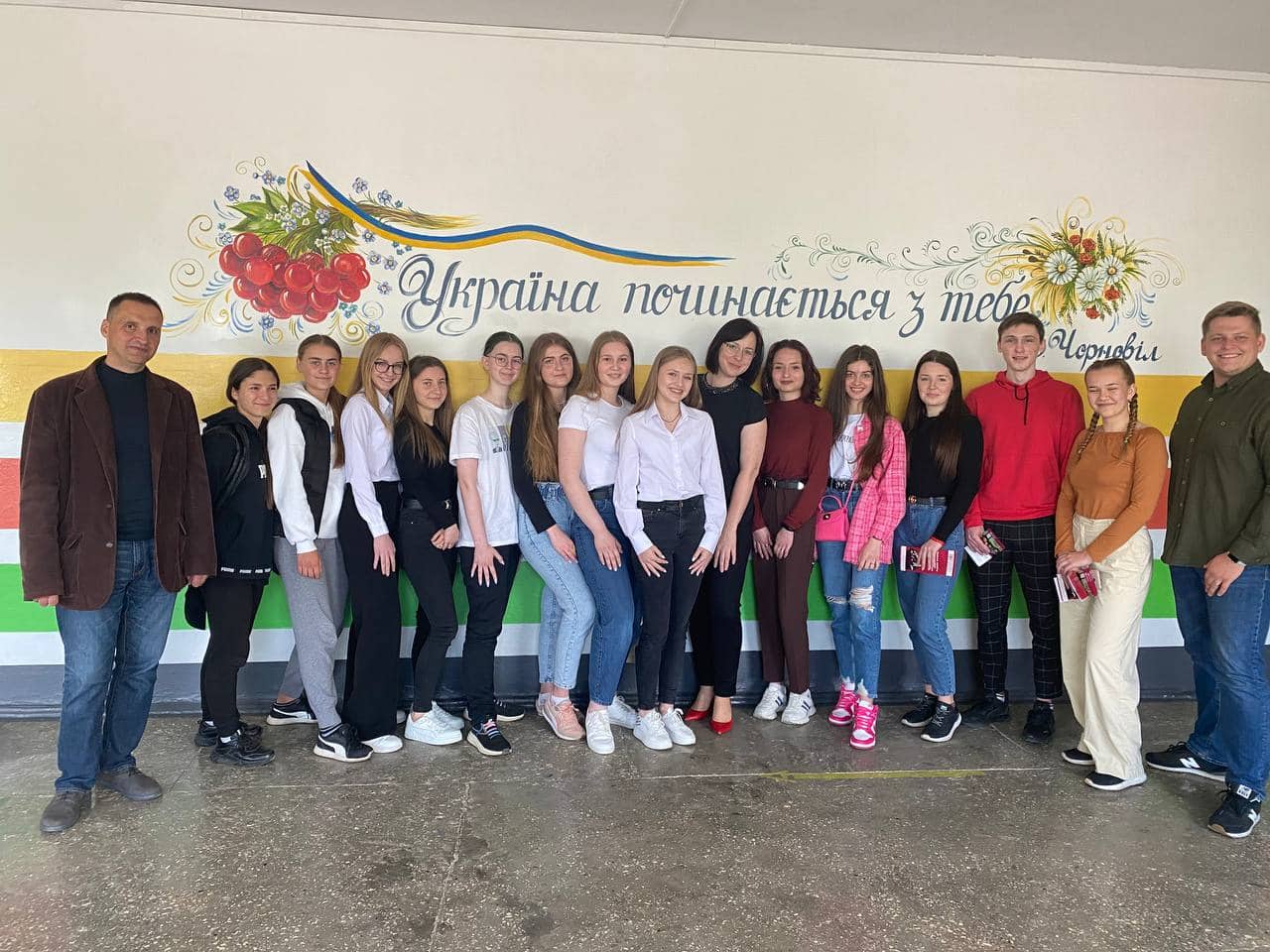 Міжнародники розпочали серію інформативно-дискусійних зустрічей зі школярами Луцька та області