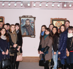 Документознавці відвідали виставку «Владика Андрей»