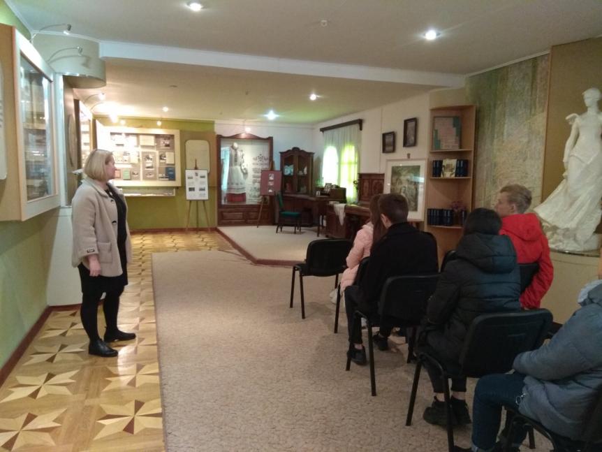 Студенти факультету хімії, екології та фармації відвідали Музей Лесі Українки