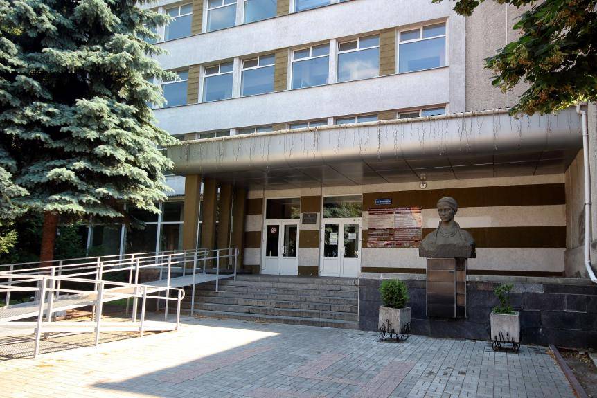 Університет голосив закупівлю на поточний ремонт із протиаварійними заходами в приміщенні навчального корпусу № 1